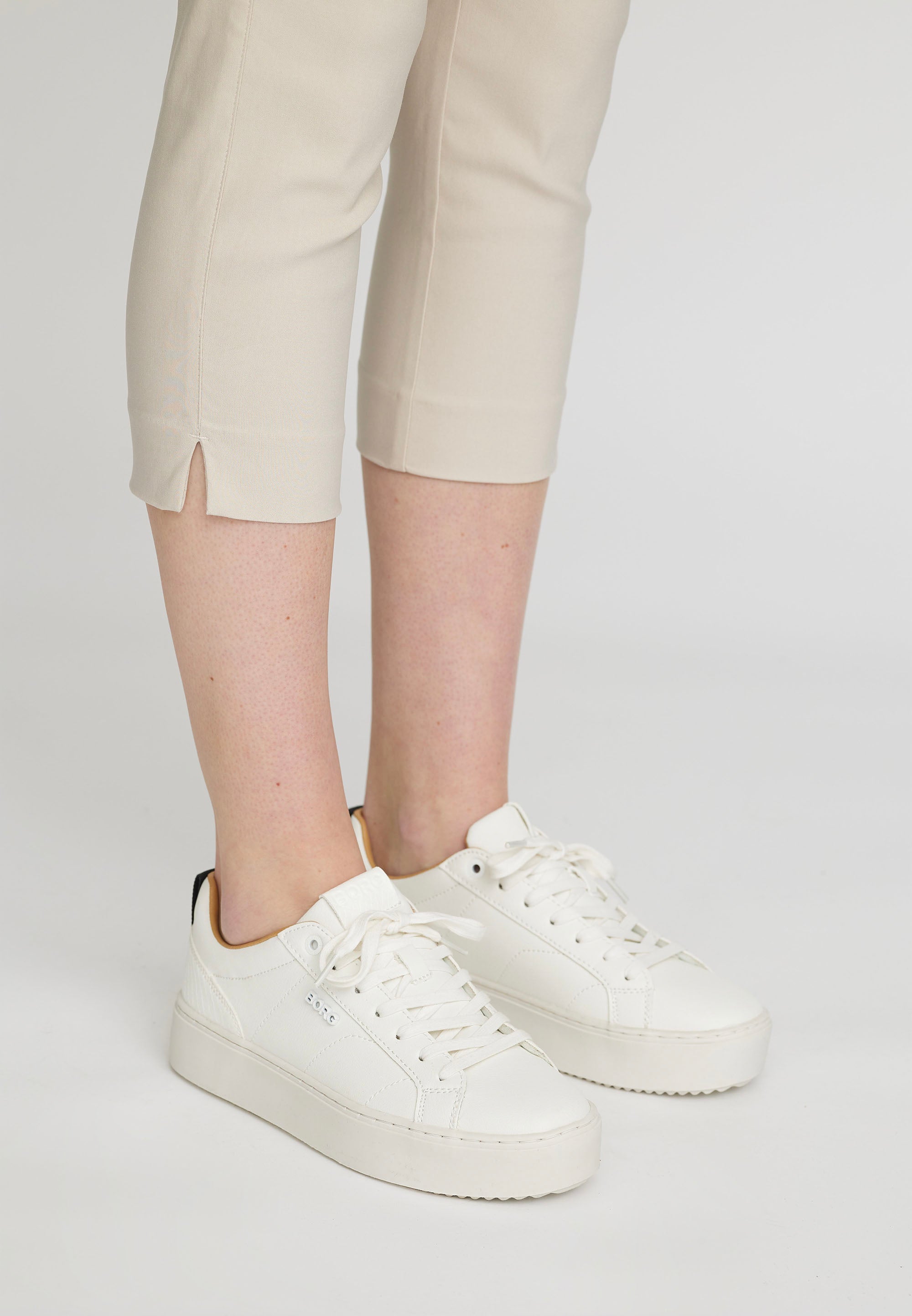 LAURIE Elizabeth Slim Capri Medium Length Slim Grau sand