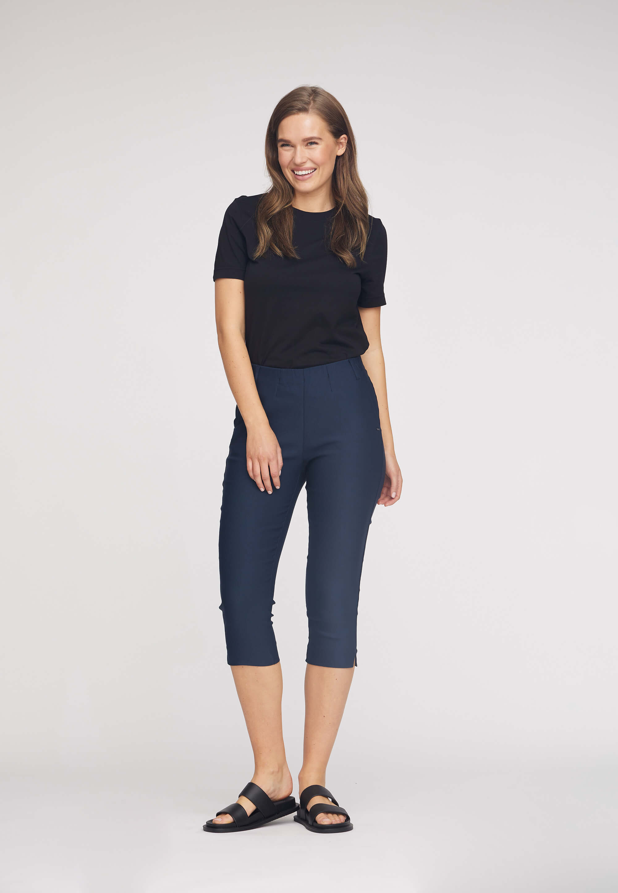 LAURIE Elizabeth Slim Capri Medium Length Slim Marine