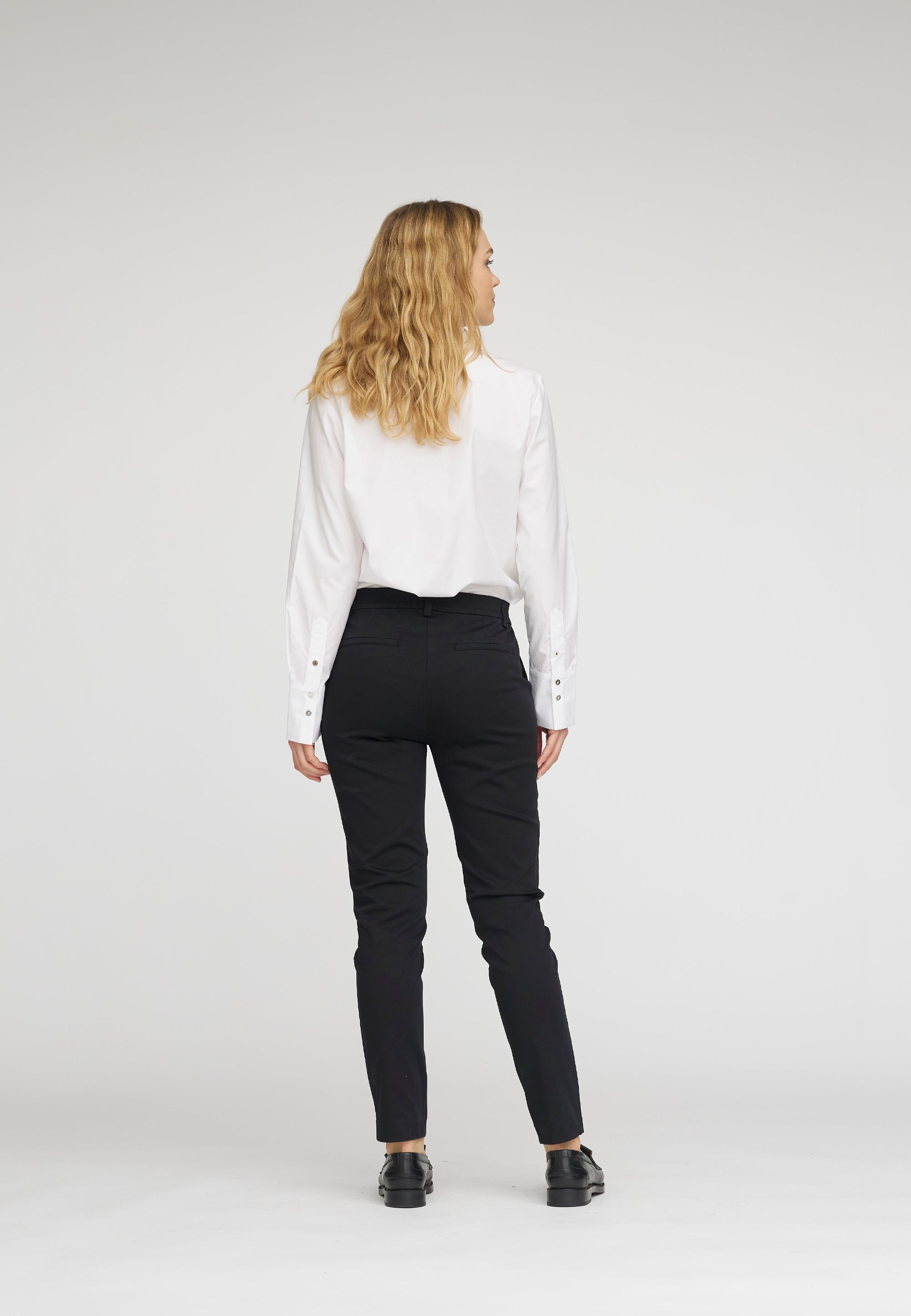 LAURIE  Fanny Slim - Short Length Slim Schwarz