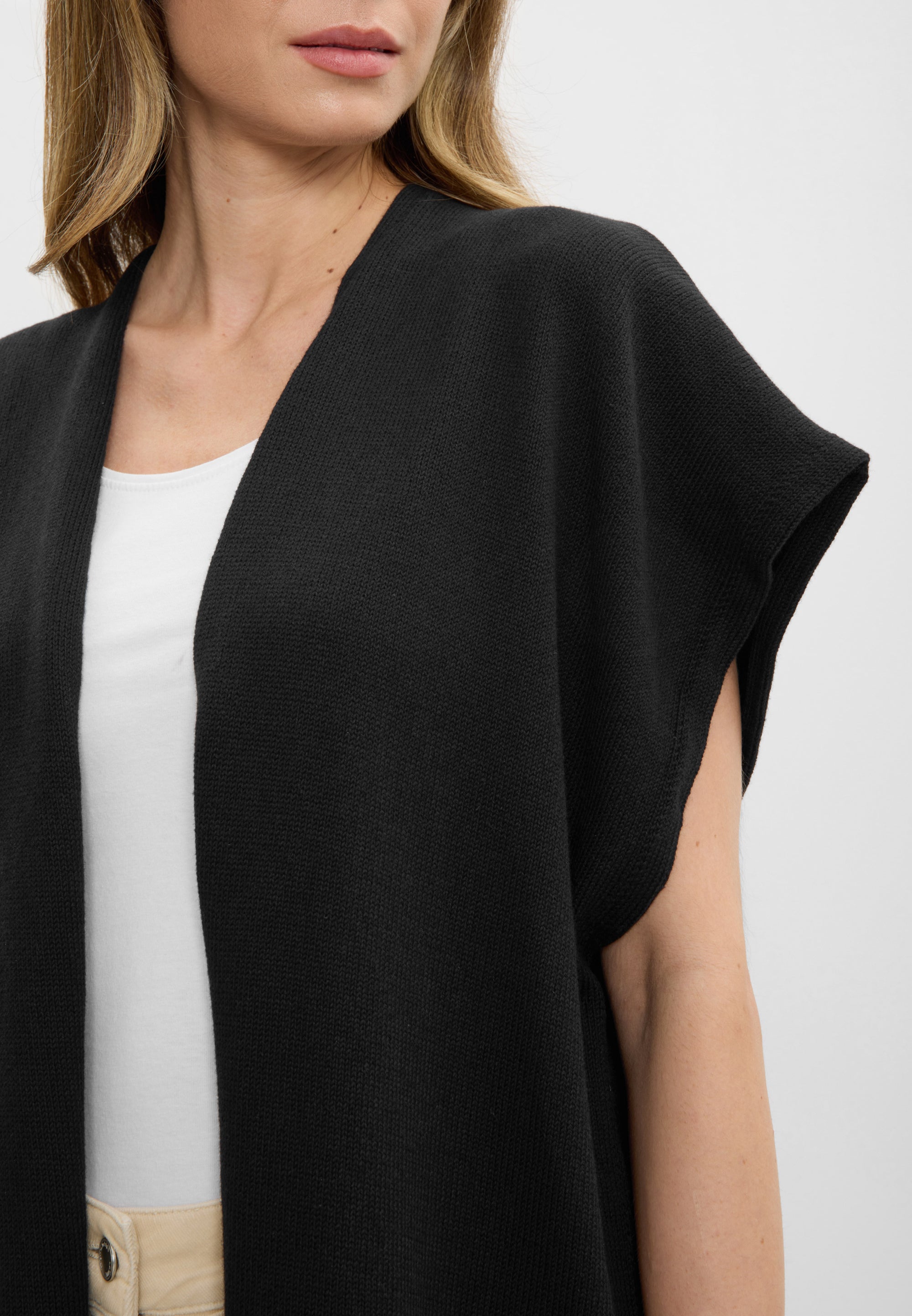 LAURIE Isabell vest Regular Schwarz