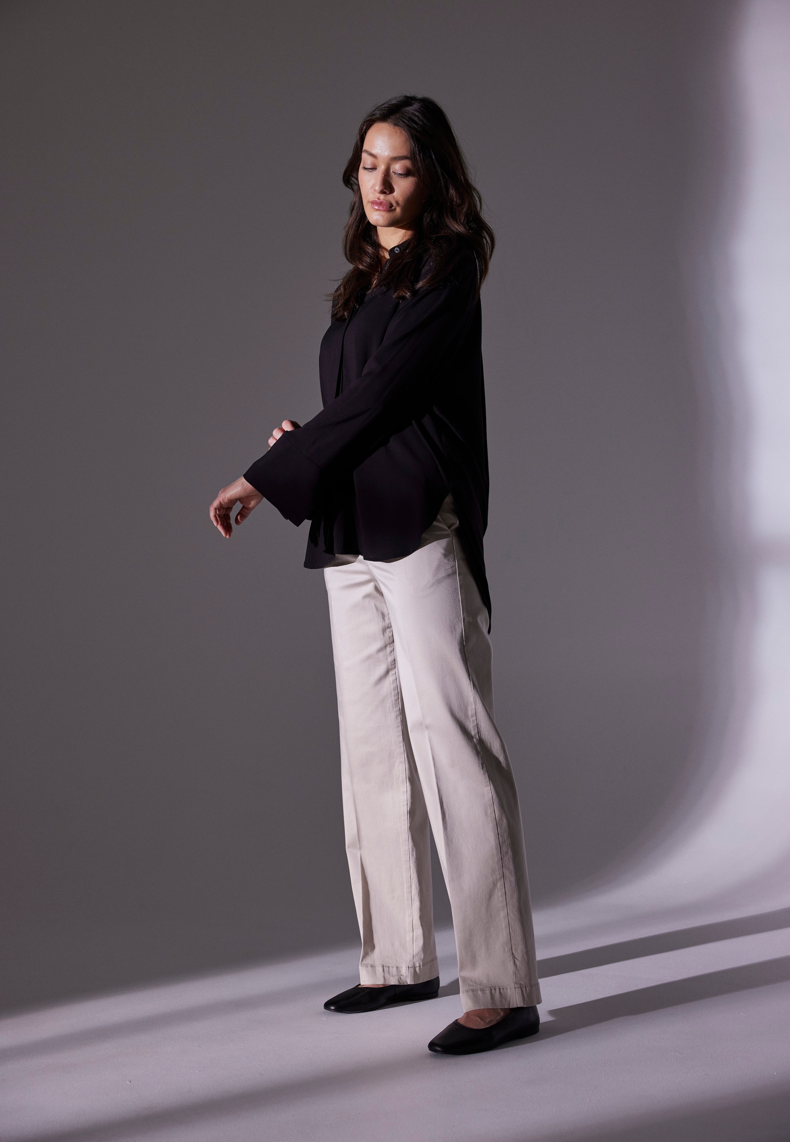 LAURIE  Judy Straight - Medium Length Trousers STRAIGHT Grau sand