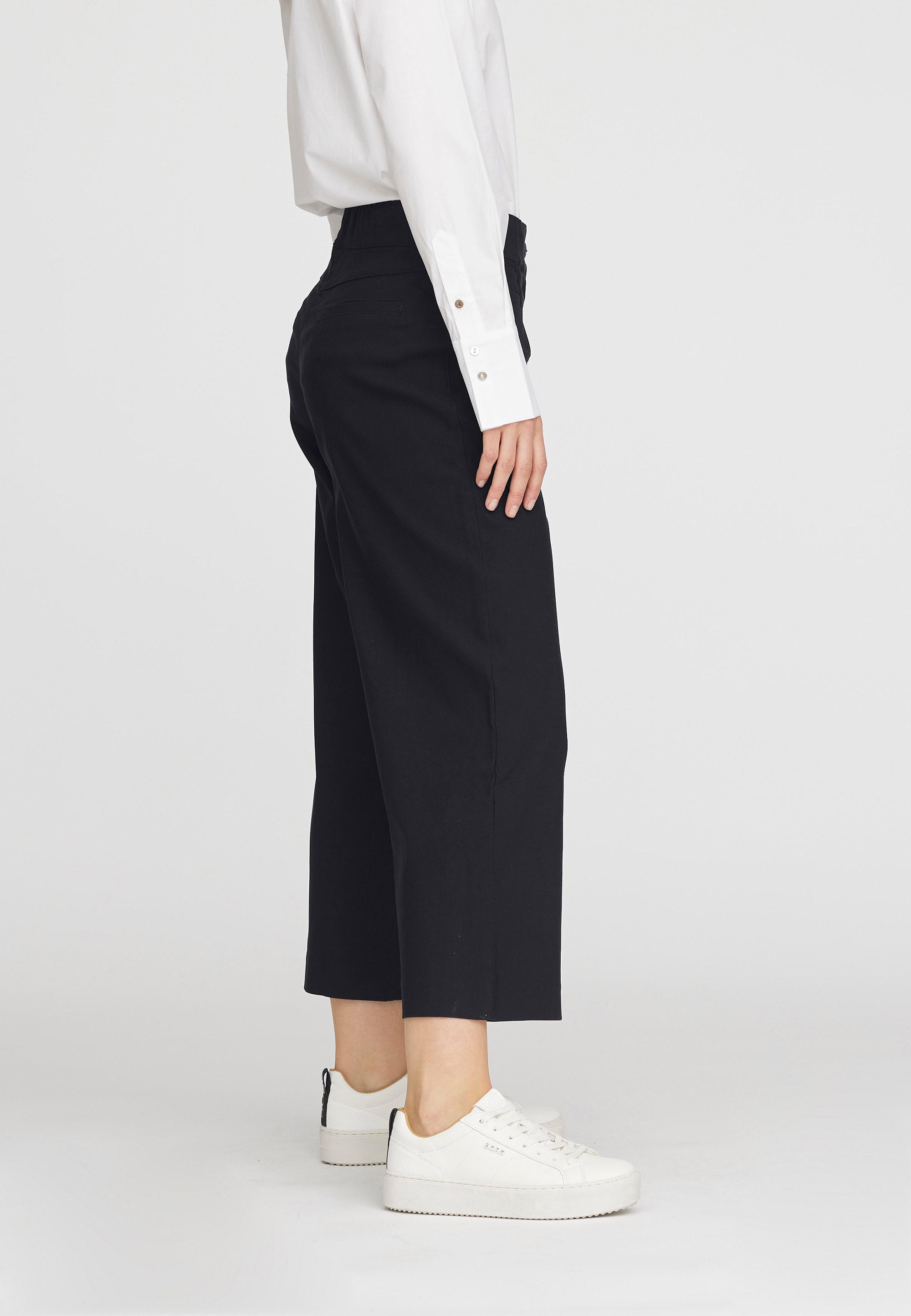 LAURIE Lester Loose Crop Trousers LOOSE Schwarz