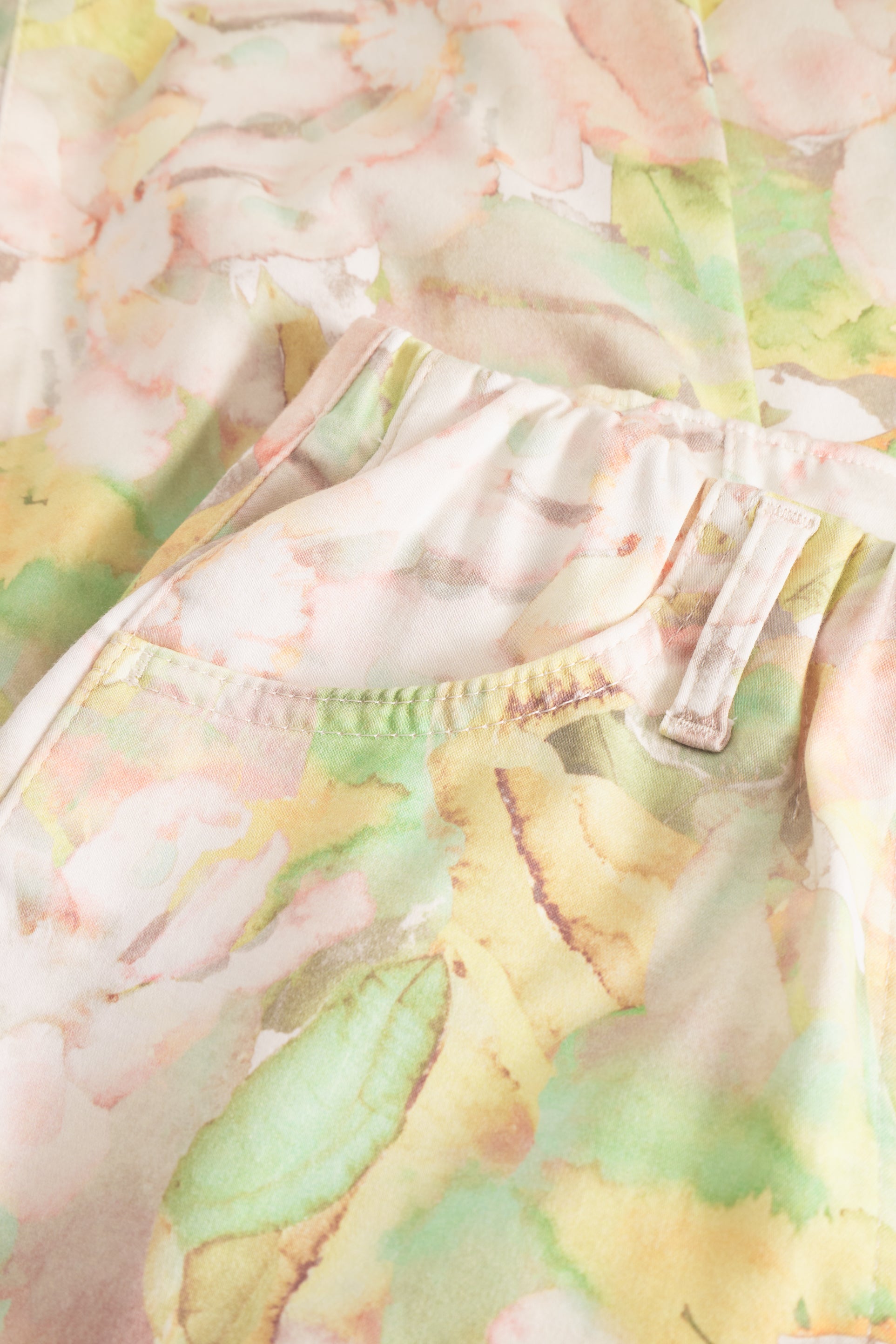 LAURIE Patricia Pure Regular Crop Regular 30036 Rose Watercolour