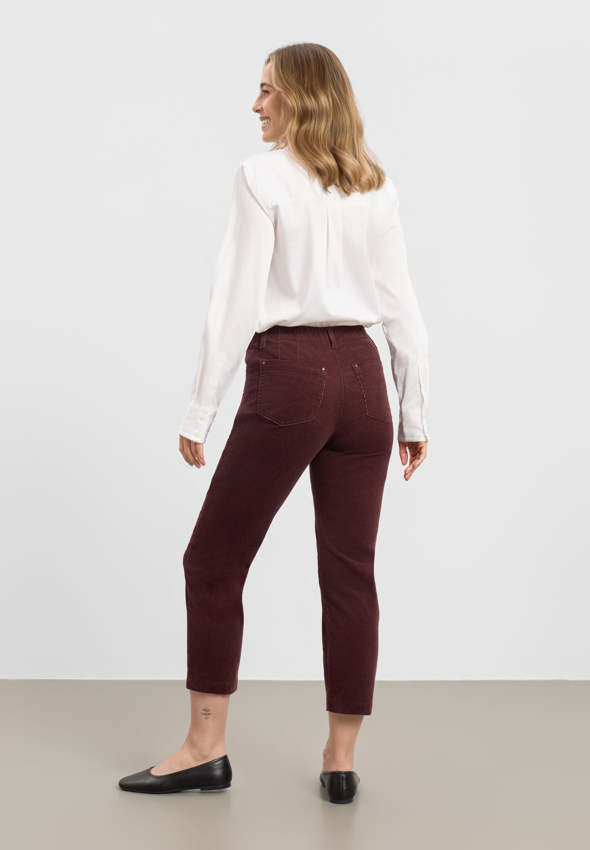 LAURIE Piper Pure Regular Cord - Cropped Regular 68000 Dark Plum