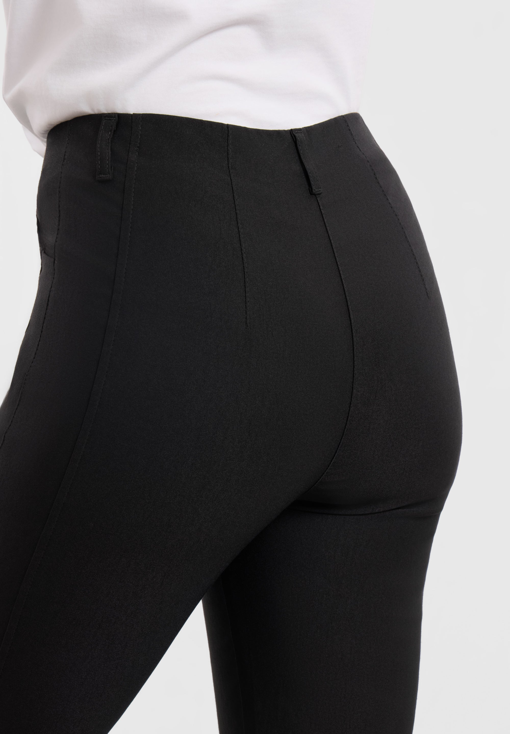 LAURIE Rose Regular - Cropped Regular Schwarz