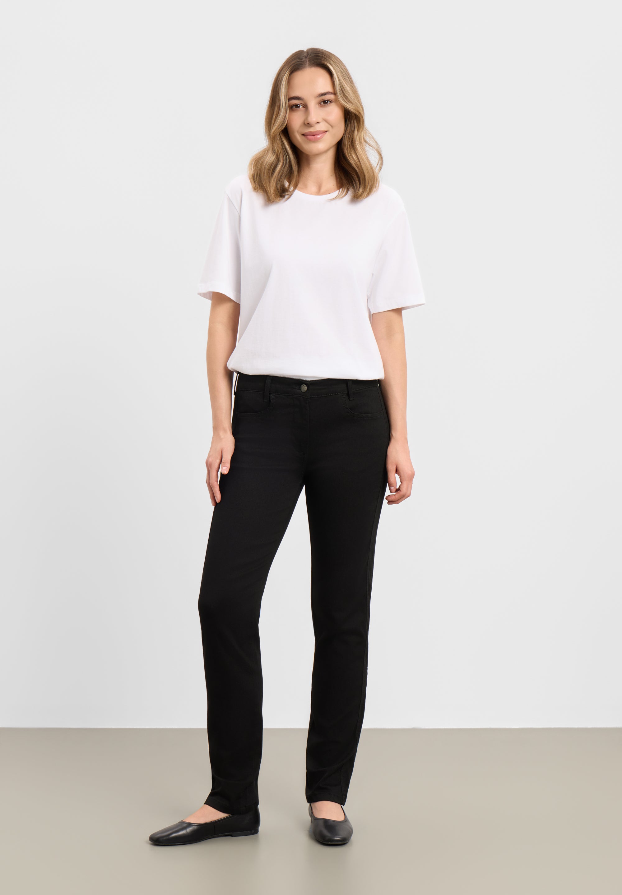 LAURIE Serene 5-pocket Regular - Medium Length Regular Schwarz