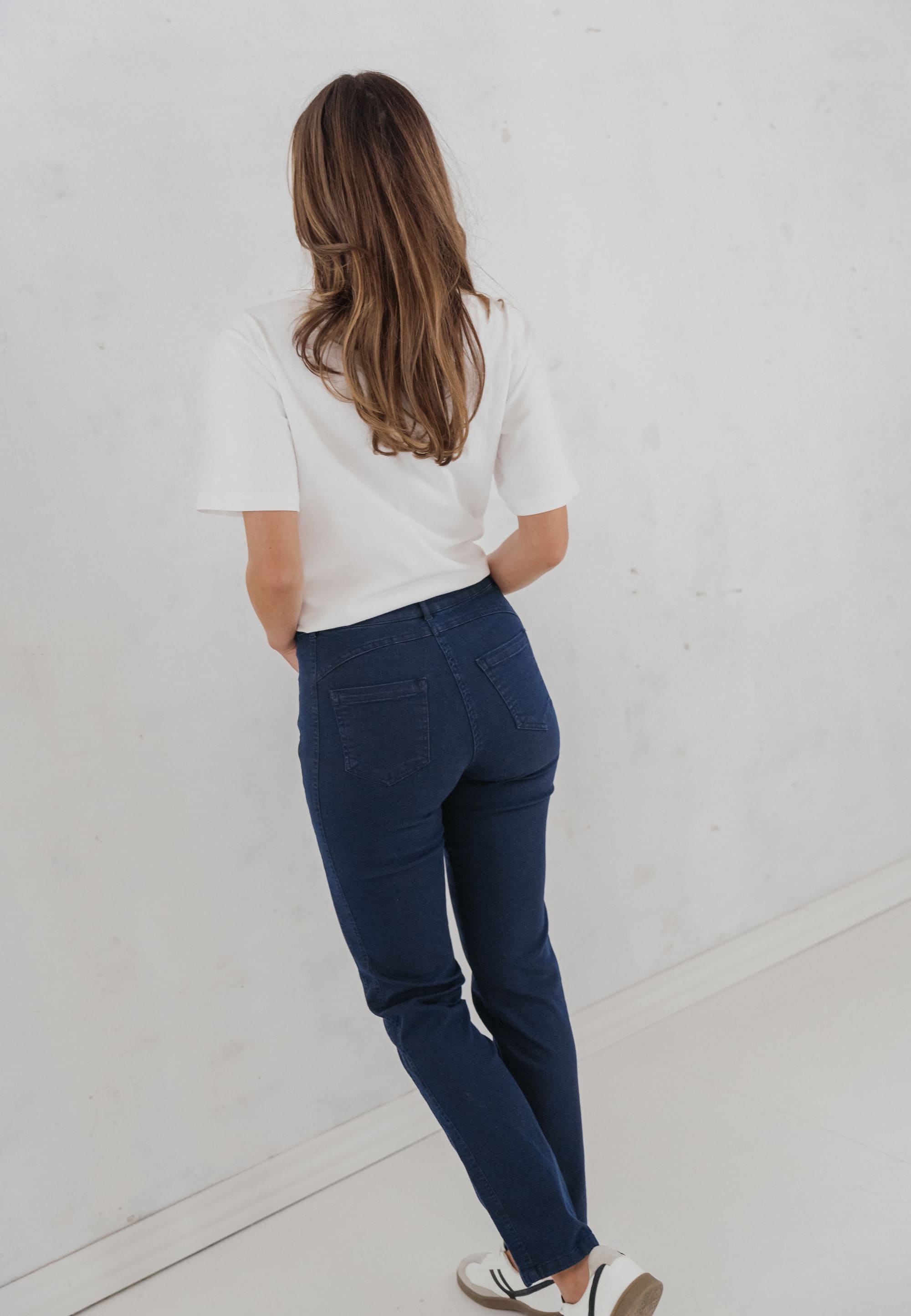 LAURIE Serene 5-pocket Regular - Medium Length Trousers REGULAR Dunkelblauer denim