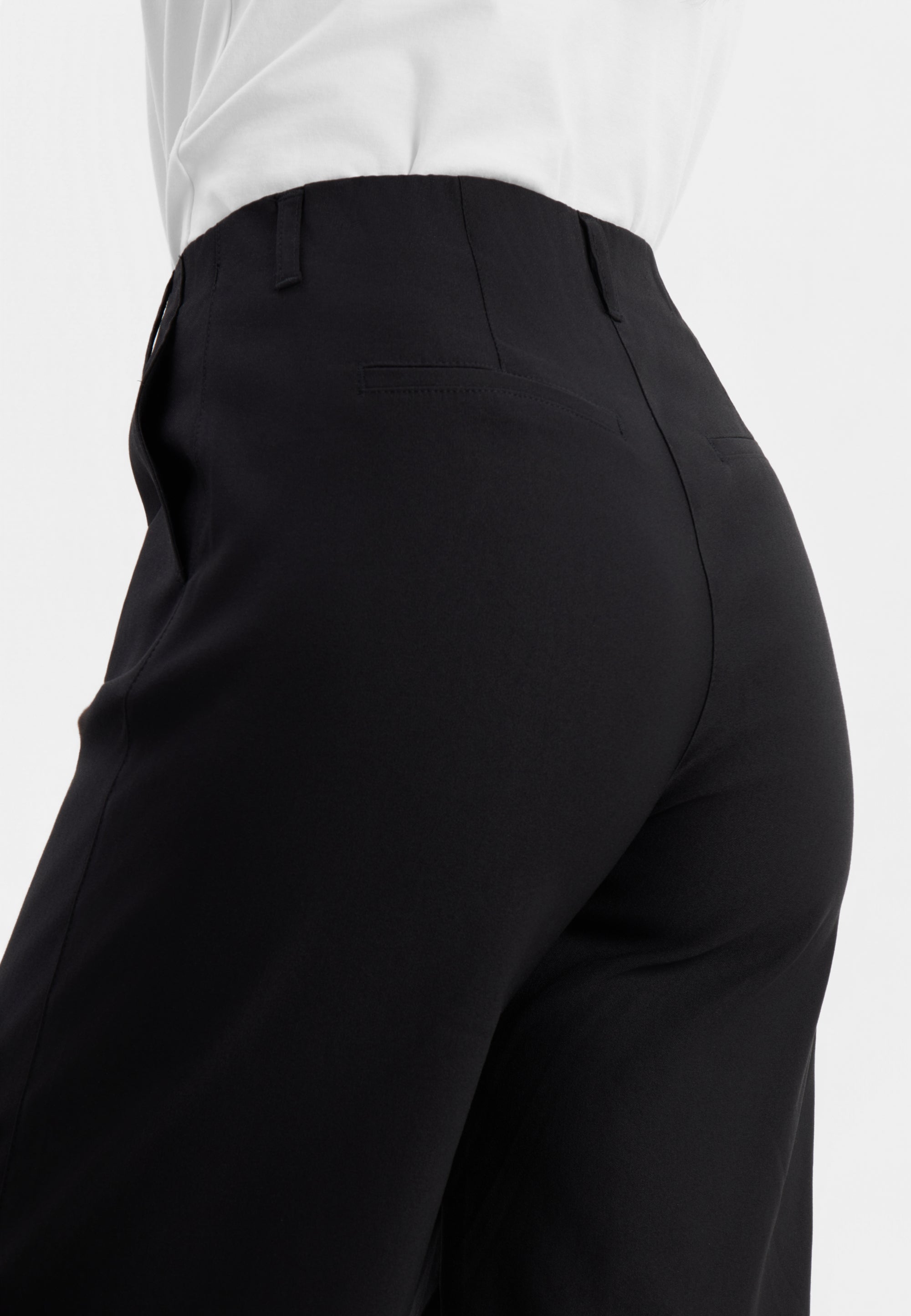 LAURIE Tanya Loose Shorts Loose Schwarz