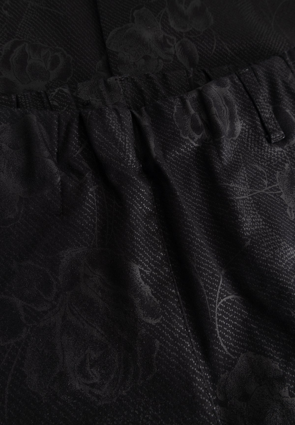 LAURIE Taylor Regular - Medium Length Regular 99142 Black Bloom Print