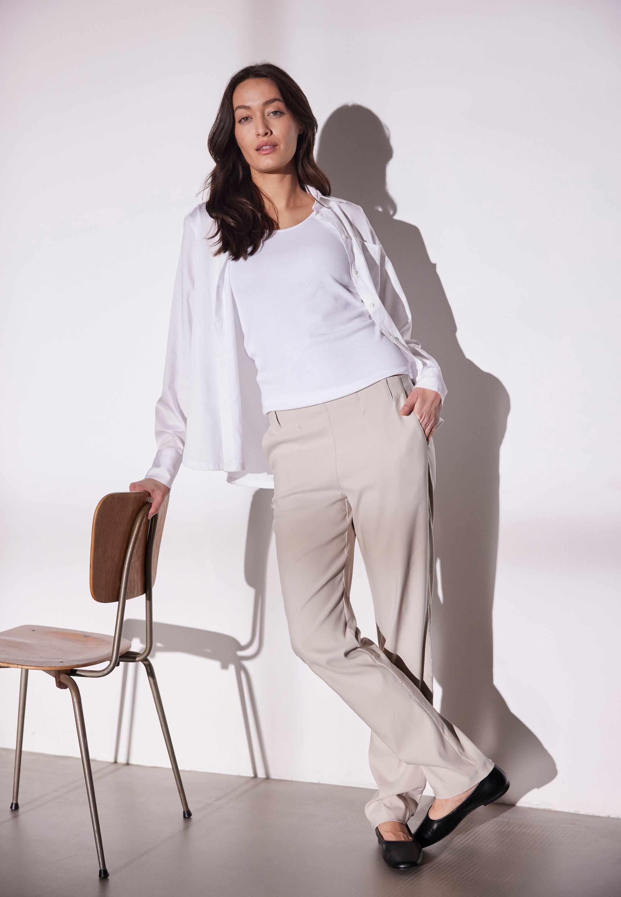 LAURIE Taylor Regular - Medium Length Regular Grau sand