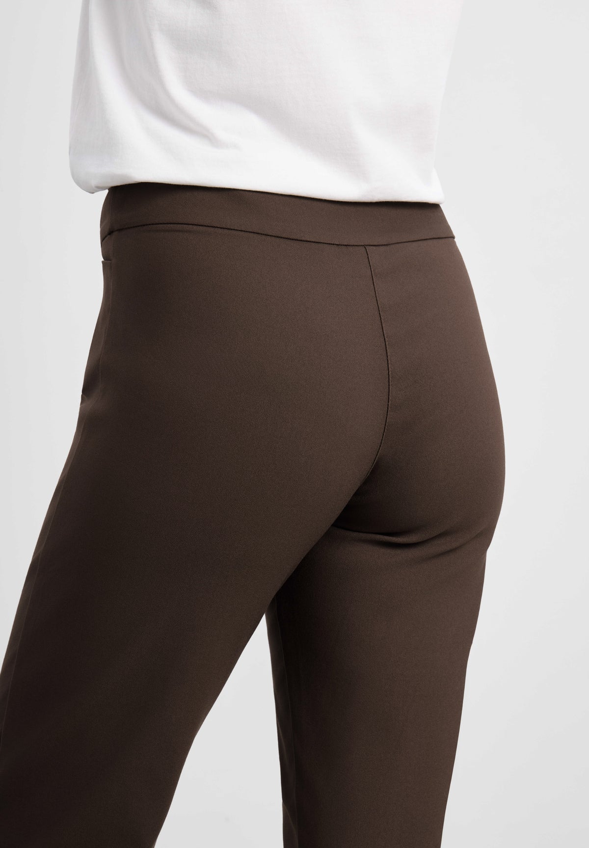 LAURIE Thea Straight - Medium Length Straight Braun