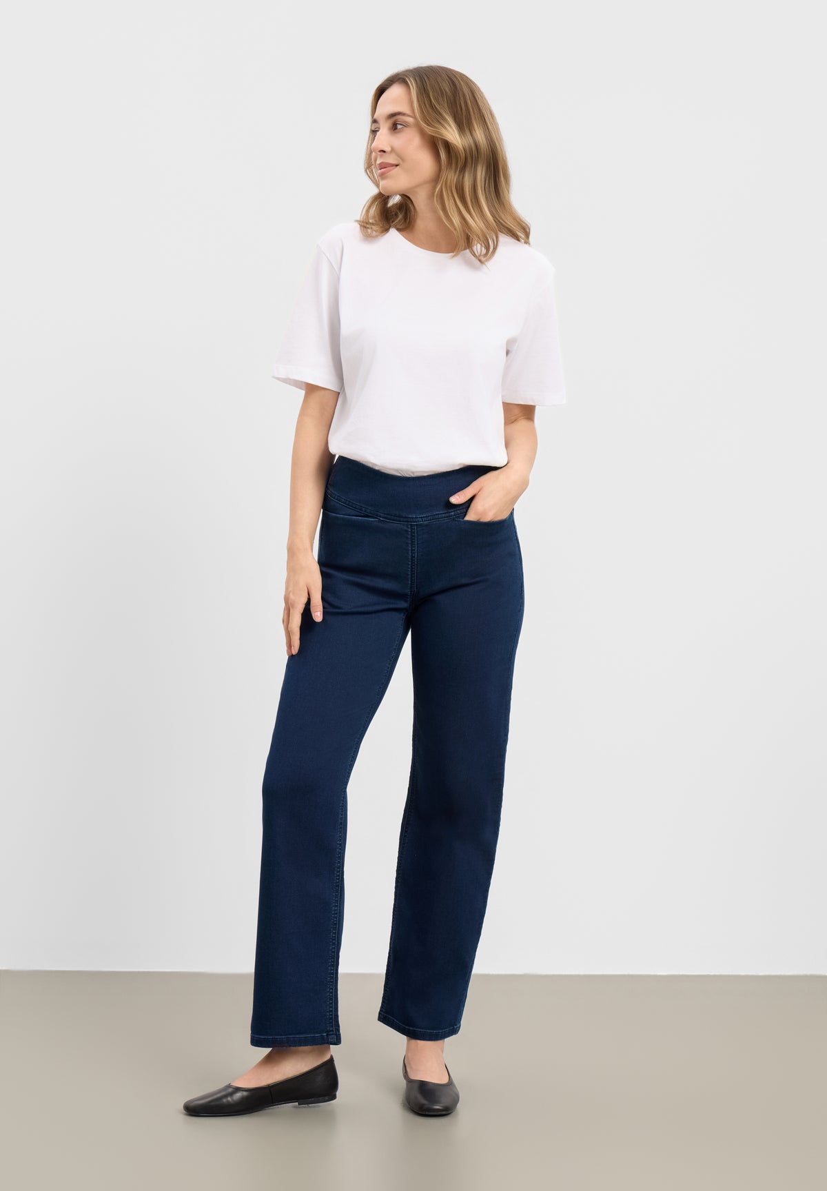 LAURIE Thea Straight - Short Length Straight Dunkelblauer denim