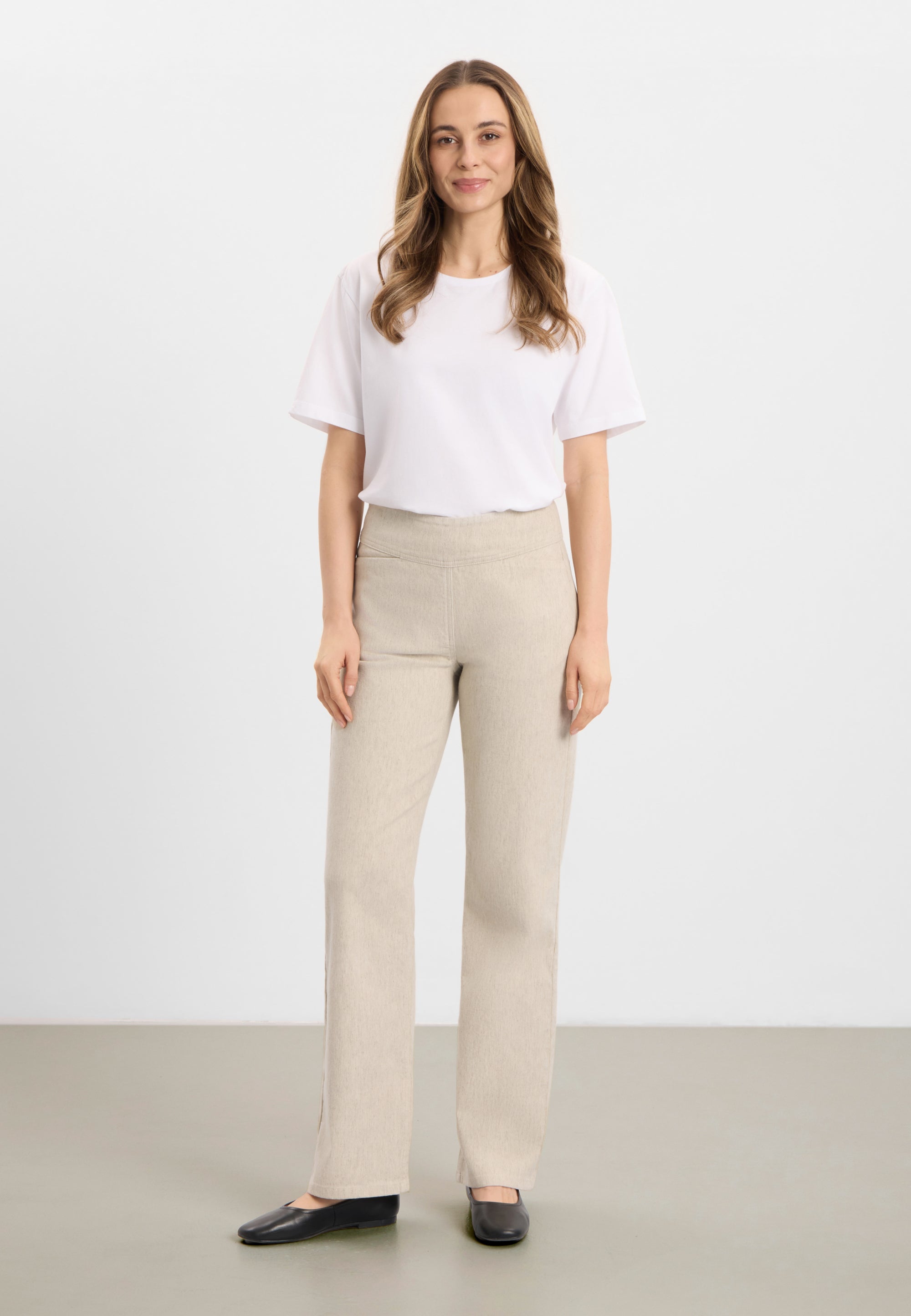 LAURIE Thea Straight - Medium Length Straight 25199 Grey sand hemp