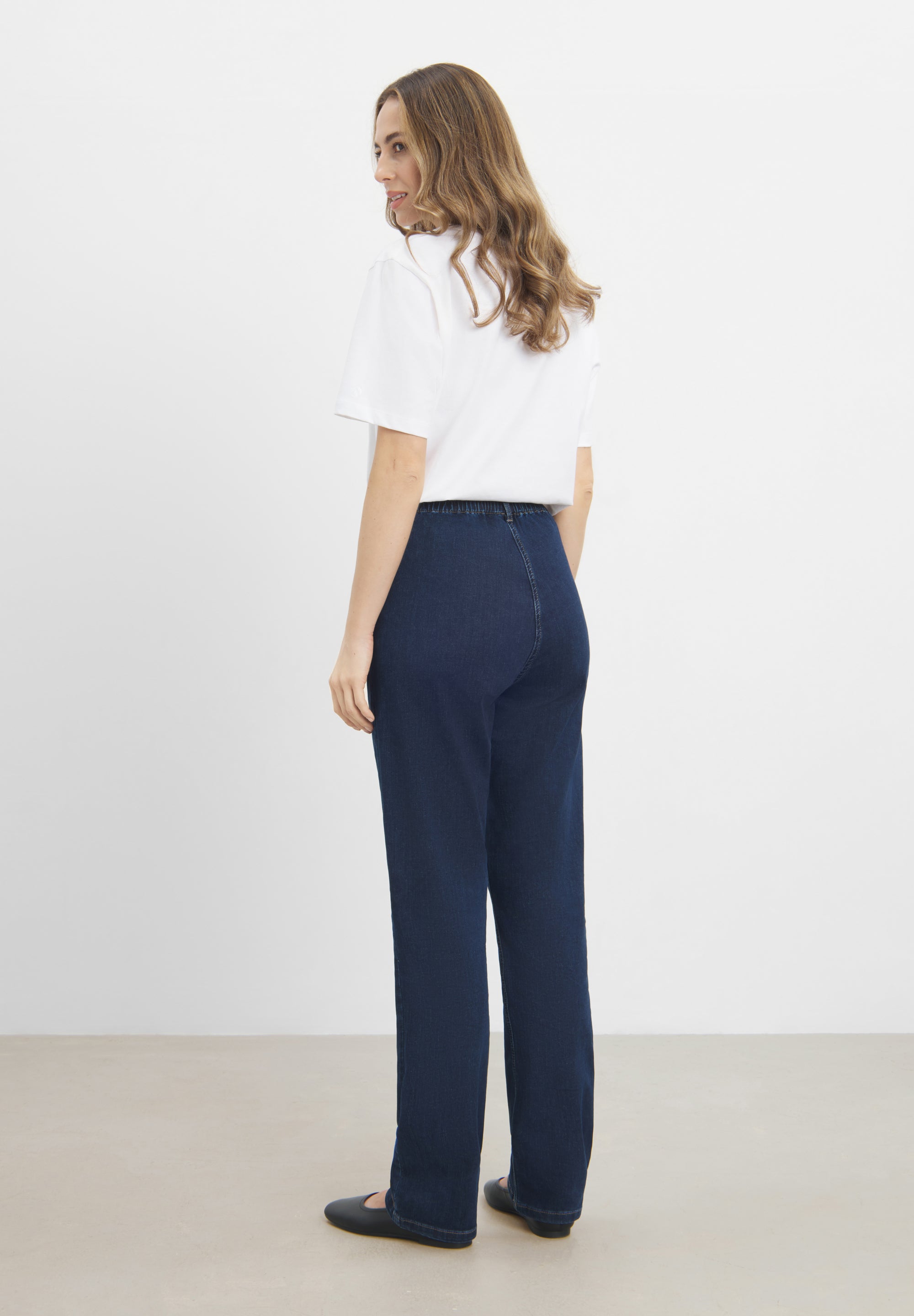 LAURIE Violet Relaxed - Medium Length Relaxed Dunkelblauer denim